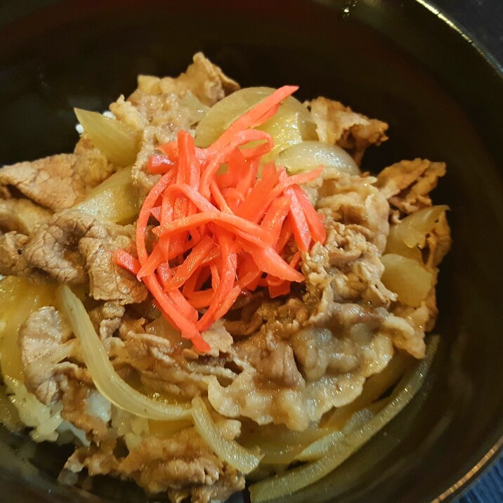 味が染みた牛肉がうまい 簡単牛丼 レシピ 作り方 By 農家の嫁 楽天レシピ